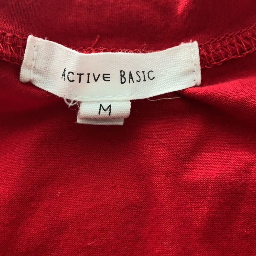 Active basic red tee - Picture 3 of 3